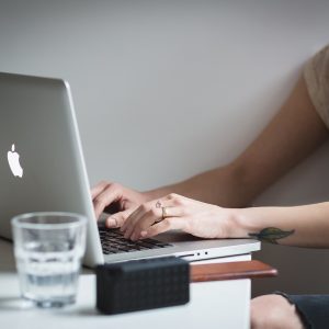 laptop 2562361 1280
