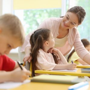Uczeń z niepełnosprawnością intelektualną w stopniu umiarkowanym i znacznym — komunikacja AAC i praca na zajęciach